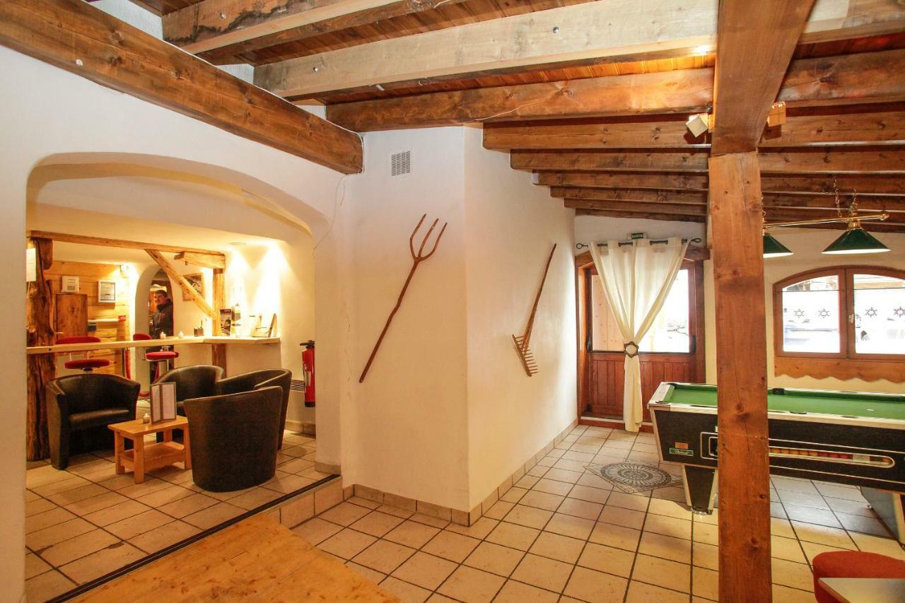 Hôtel Odalys Chalet Alpina Tignes Eksteriør bilde